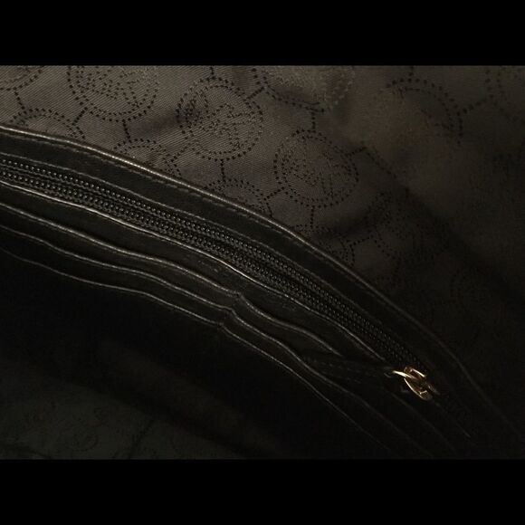 MICHAEL Michael Kors Quilted Soft Leather Flap Bag - Picture 7 of 10